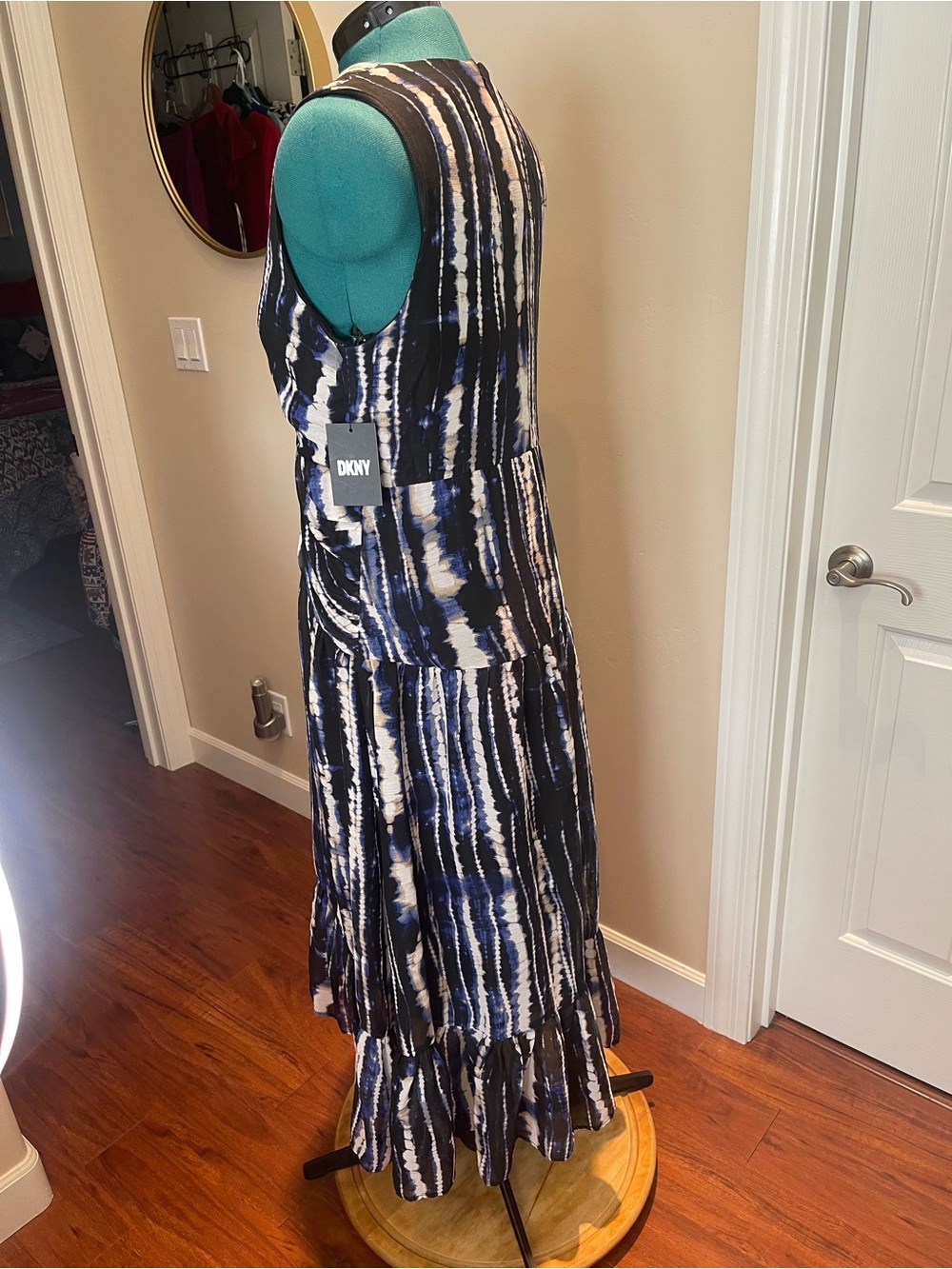 Dkny Navy and White Tie-Dye Twist-Waist Midi Dress - Picture 13 of 16